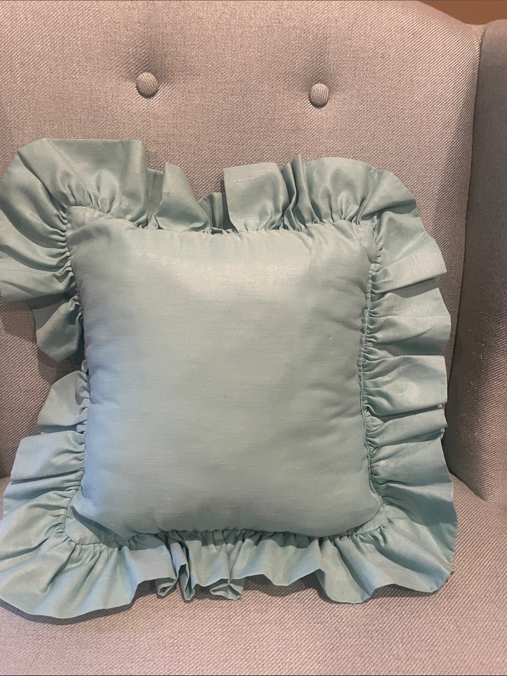 Pale green country style 80’s ruffled throw pillow